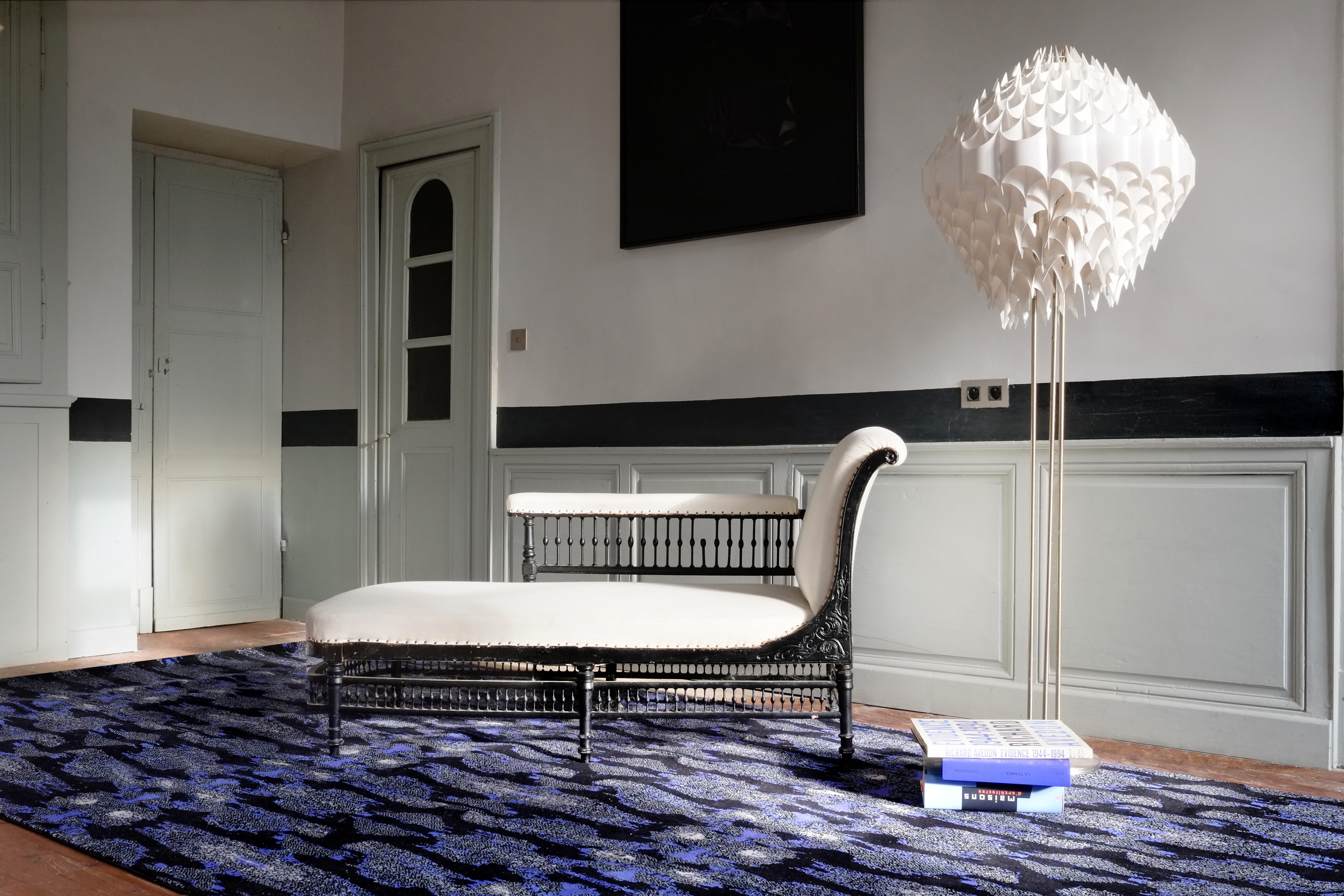 Tapis- Catry- bleu-mise-en-scene Plassier Catry bleu