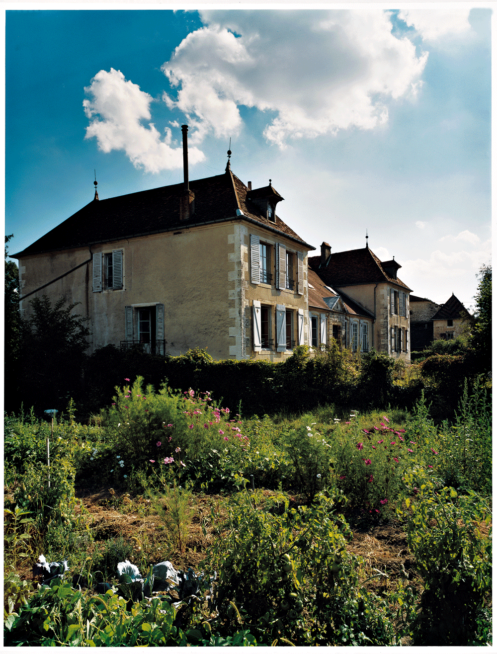 chateau-des-soeursvue-du-potager chateau-des-soeursvue-du-potager